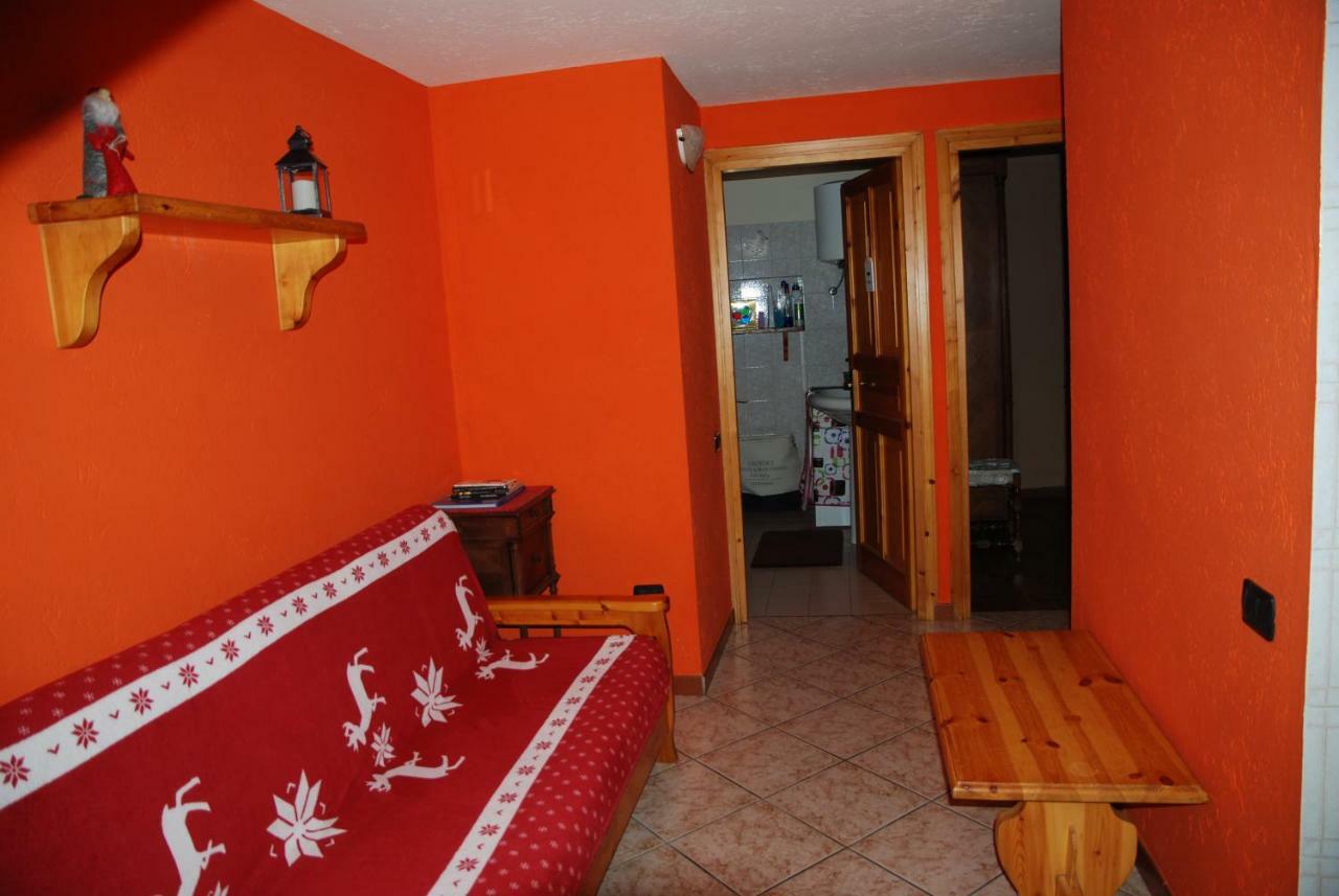 Casa Vacanza In Centro A La Salle Dış mekan fotoğraf